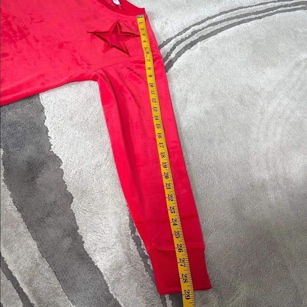 Paris Hilton The Star Crew Red Star-Embellished Velvet Tracksuit Top - Picture 10 of 11